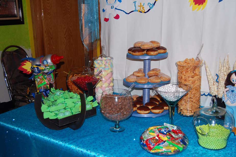 Mesa de postres y dulces